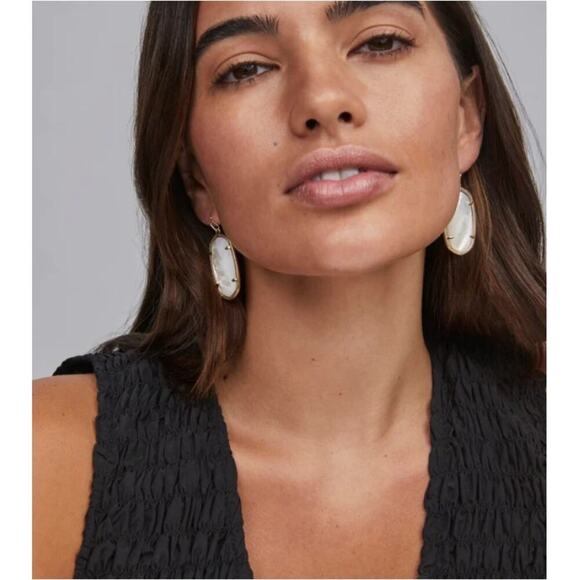 Kendra Scott Women's Elle Feather Weight White Howlite Drop Earrings - Picture 1 of 4